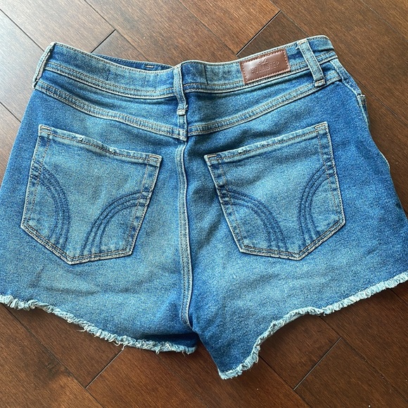 Hollister high-rise boyfriend short 7/28w - Picture 2 of 3